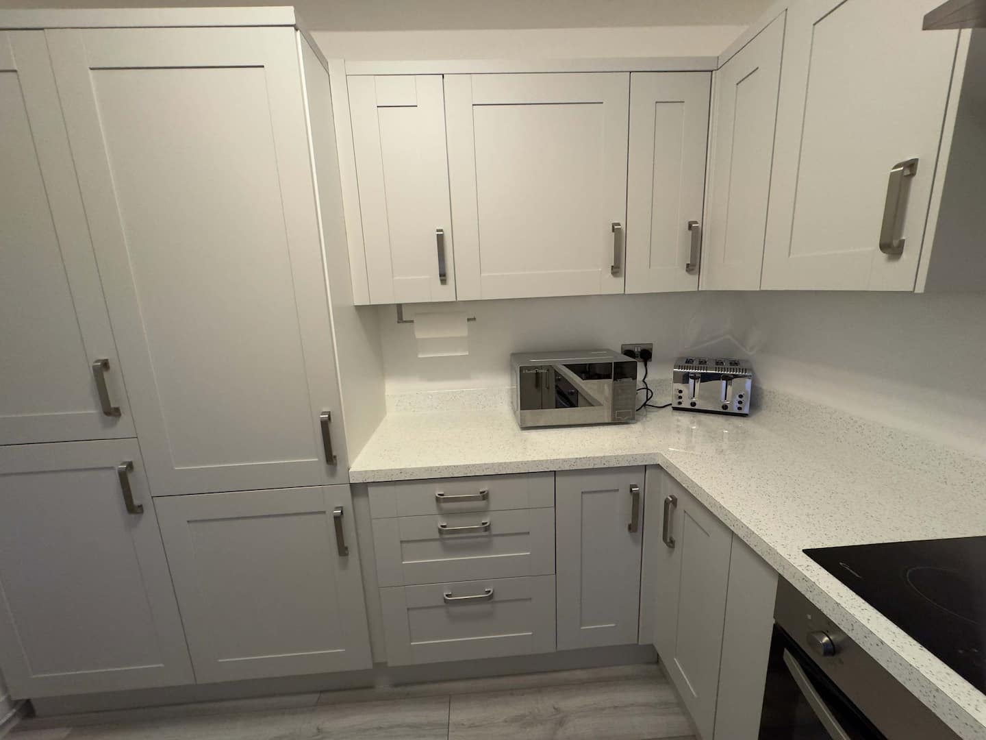 London Skyline Views | PS5 & Free Parking, 2 BR photo 13